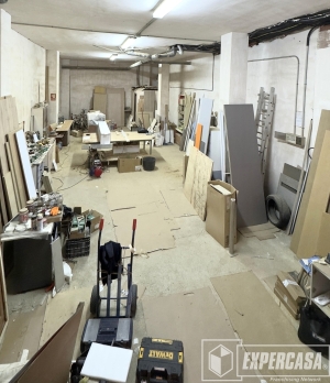 Foto de portada de Amplio local comercial en Venta