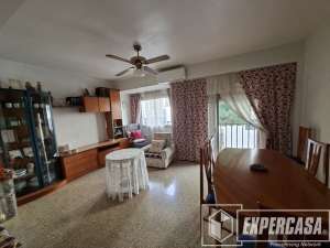 Foto de portada de Amplio piso de 3 habitaciones con balcón junto a Metro Jesús