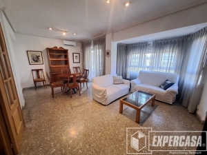 Foto de portada de Piso en alquiler en Plaza España