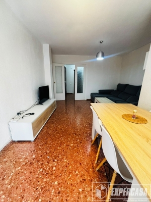 Foto de portada de ★★ PISO EN CALLE TOMÁS SANZ★★