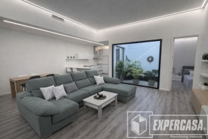 Foto de portada de IMPRESIONANTE VIVIENDA DE DISEÑO EN ZONA CENTRO