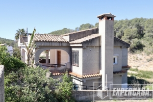 Foto de portada de CHALET A LA VENTA - EN CHIVA