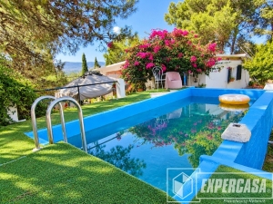 Foto de portada de CHALET INDEPENDIENTE CON GRAN PARCELA, PISCINA Y ZONA DE CULTIVO EN PEDRALBA