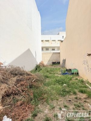 Foto de portada de Terreno urbano bien ubicado en Paterna, ideal para proyecto residencial