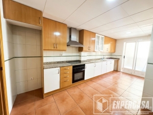 Foto de portada de OPORTUNIDAD!! PISO EN BENIMAMET EN FINCA SEMINUEVA CON PLAZA DE GARAJE !!