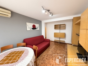 Foto de portada de OPORTUNIDAD!! PISO CON GALERIA  Y DOS HABITACIONES!!