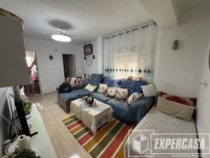 Foto de portada de Piso en venta en Calle de Calderón de la Barca