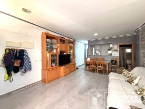 Foto de portada de PISO EN PLANTA BAJA CON PLAZA DE GARAJE Y TRASTERO A LA VENTA EN BENAGUASIL