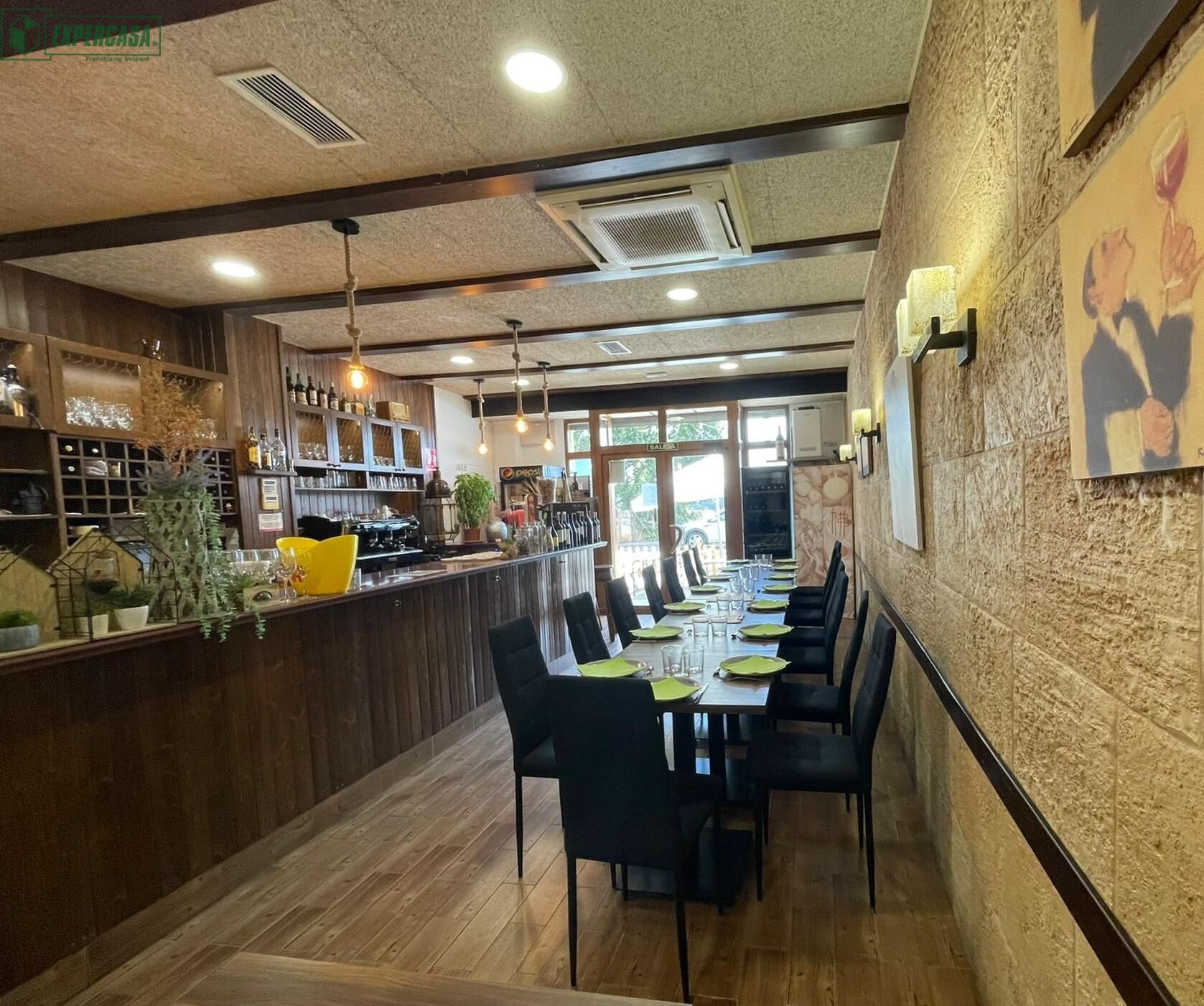 Foto de portada de ¡A la venta local-restaurante con licencia!