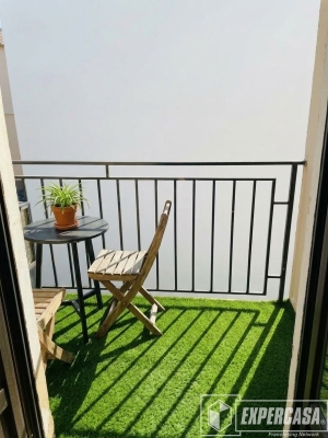 Foto de portada de Se vende piso luminoso con balcón y patio