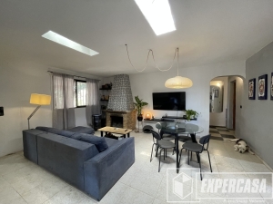 Foto de portada de SE VENDE CHALET CON AMPLIA PARCELA