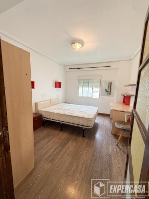 Foto de portada de VIVIENDA CON 4 DORMITORIOS, 1 BAÑO EN AVENIDA PEREZ GALDÓS