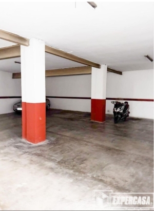 Foto de portada de SE VENDE PLAZA DE GARAJE PARA COCHE GRANDE CALLE BRASIL