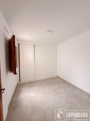Foto de portada de FANTÁSTICA VIVIENDA DE 3 HABITACIONES, BALCÓN Y ASCENSOR EN NOU MOLES