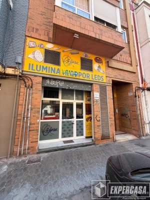 Foto de portada de ESTUPENDO LOCAL COMERCIAL EN CALLE POETA ALBEROLA