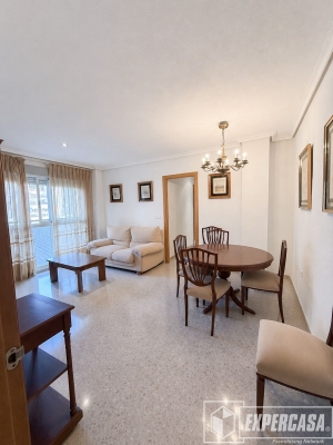 Foto de portada de MARAVILLOSA VIVIENDA CON 2 HABITACIONES 1 BAÑO Y ASCENSOR.