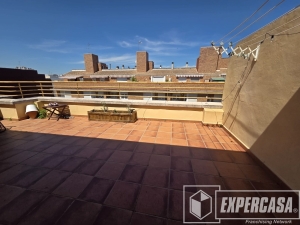 Foto de portada de ÁTICO SEMINUEVO CON TERRAZA, GARAJE Y TRASTERO EN CARCAIXENT