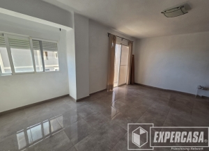Foto de portada de IMPECABLE PISO DE 96 m2 CON ASCENSOR