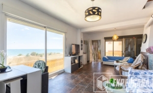 Foto de portada de Chalet en 1ª línea: Platja del Rei, Mareny de Barraquetes