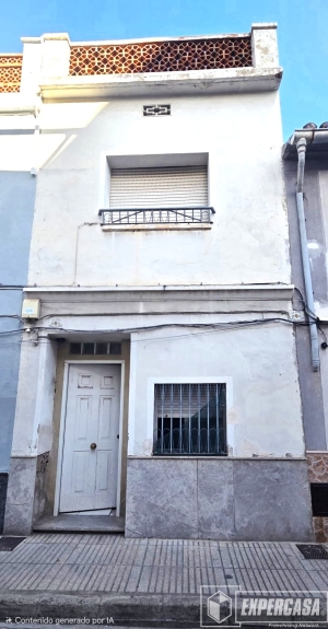 Foto de portada de CASA DE DOS PLANTAS CON GRAN TERRAZA PARA REFORMAR AL GUSTO