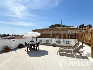 Foto de portada de SE VENDE CASA CON LICENCIA TURÍSTICA EN LLÍRIA - RENTABILIDAD ACTIVA (HASTA 6 HUÉSPEDES)