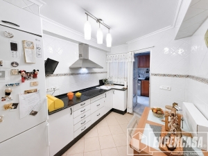Foto de portada de PISO EN VENTA CON ASCENSOR, TERRAZA, Y EXCELENTES CALIDADES C/DUC DE LLÍRIA