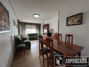 Foto de portada de Piso en Venta con Ascensor