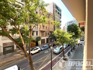 Foto de portada de Vivienda a Reformar en L' Eixample