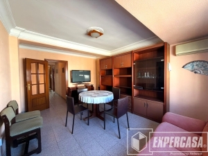 Foto de portada de Luminosa y acogera vivienda en Luis Oliag