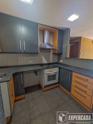 Foto de portada de DUPLEX EN CHIVA CON PISCINA, TRASTERO Y GARAJE