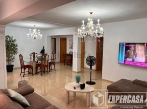 Foto de portada de PISO PARA ENTRAR A VIVIR EN EL CENTRO