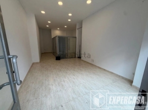Foto de portada de Local en venta en Avenida Vicente Ferri
