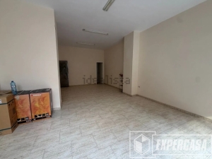 Foto de portada de Local en venta en Avenida Vicente Ferri
