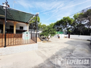 Foto de portada de CHALET EN VENTA EN BOSC MÁGIC